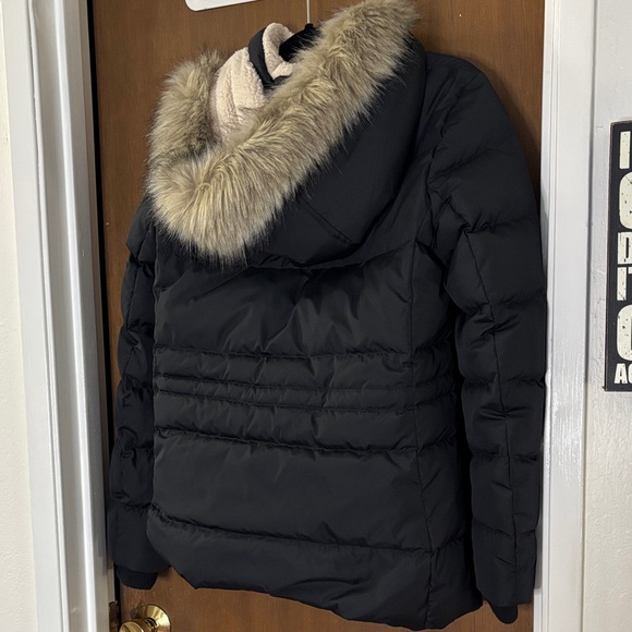 Women’s M Lauren Ralph Lauren Designer Black Puffer Jacket with Faux Fur - Picture 4 of 17